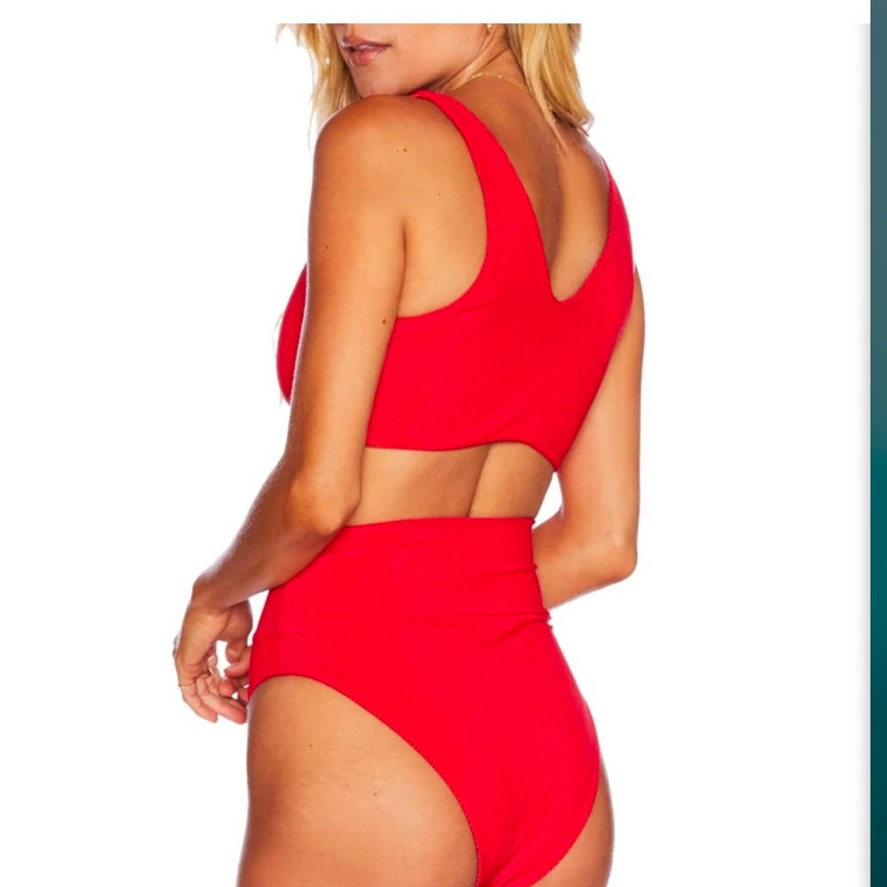 Beach Riot Red Bikini - size medium ❤️‍🔥 - Picture 2 of 6
